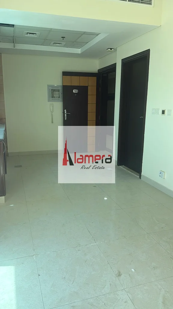 شاغر | بدون عمولة | بالقرب من محطة مترو جديدة | وحدتان متوفرتان للإيجار استوديو!63742472033025112