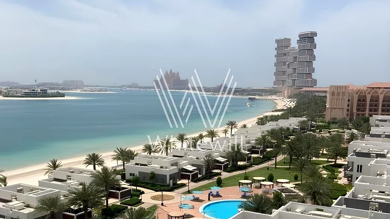 Sea and Atlantis View | Private Beach Access64007677500801110