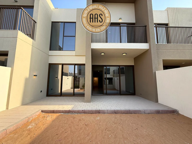 Brand New Ready To Move 3Bed + Maid Villa For Rent in Villanova63736149934594110