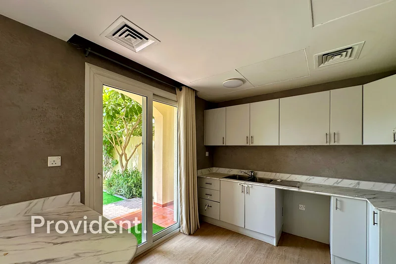Upgraded | Vacant | Single Row63729311336962111
