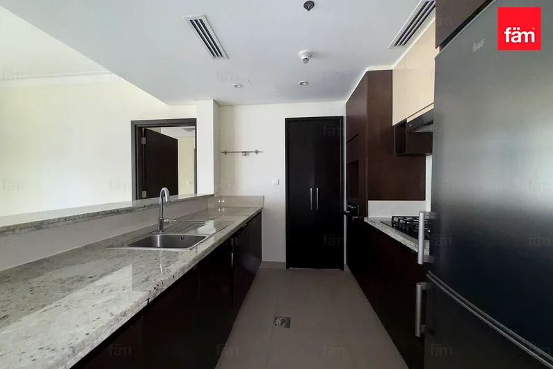 Best Price | Spacious | Vacant64027766116611114