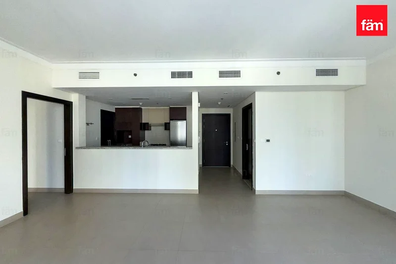 Best Price | Spacious | Vacant64027766116611111