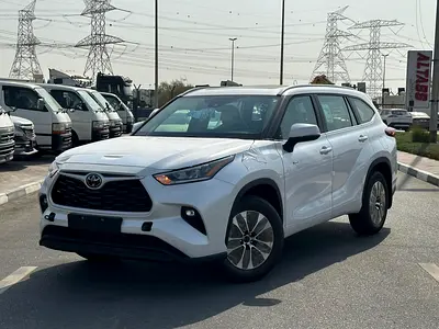 2025
TOYOTA HIGHLANDER HEV GLE-E
 WHITE | FROMAGE