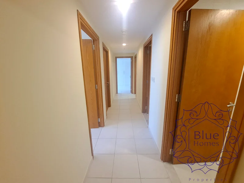 Panoramic View | Decent 3BR | One Step To Metro63746321803522114