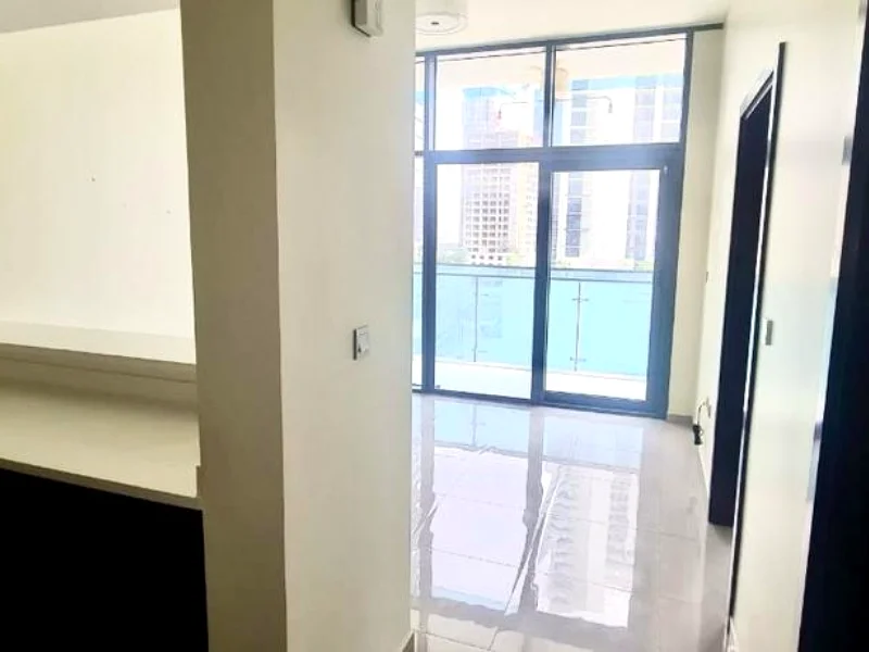 Canal Views | Nearby Metro | Prime Spot | Vacant63791445174019112