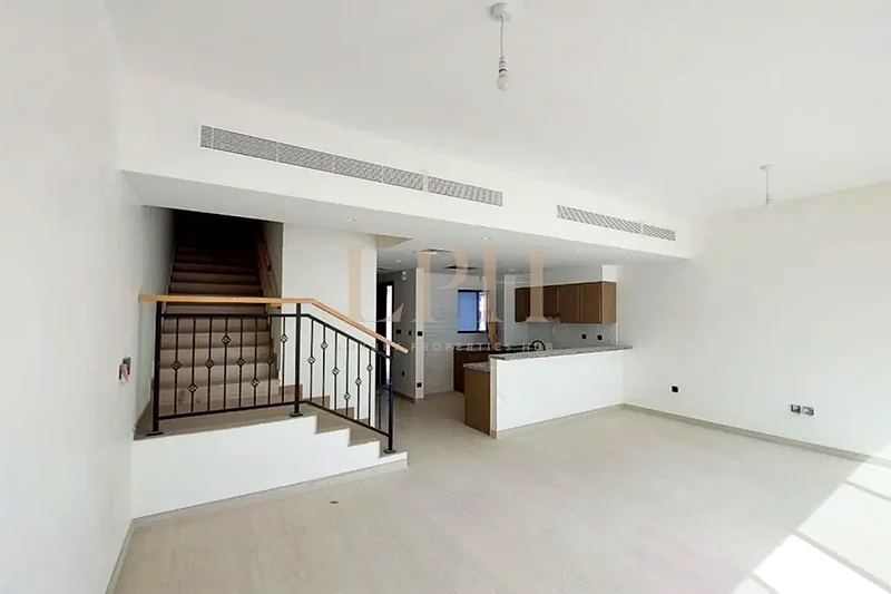 Brand New I Near Park I Multiple Cheques63725823638914112