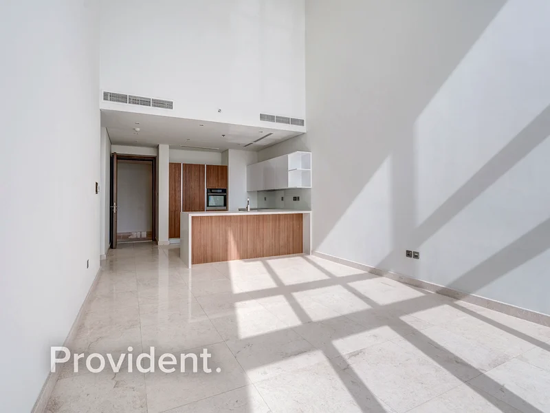 Stunning | Water View | High Floor63724787091843112