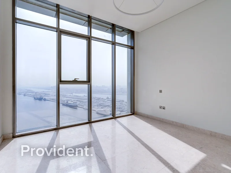 Stunning | Water View | High Floor63724787091843111