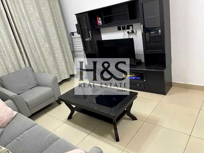 شقة فاخرة بغرفة نوم واحدة + خادمة | مفروشة بالكامل | شاغرة63778781609346112