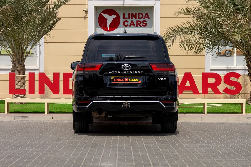 Toyota Land Cruiser VXR 2022 GCC under Warranty | Flexible D.P.63700380074242113