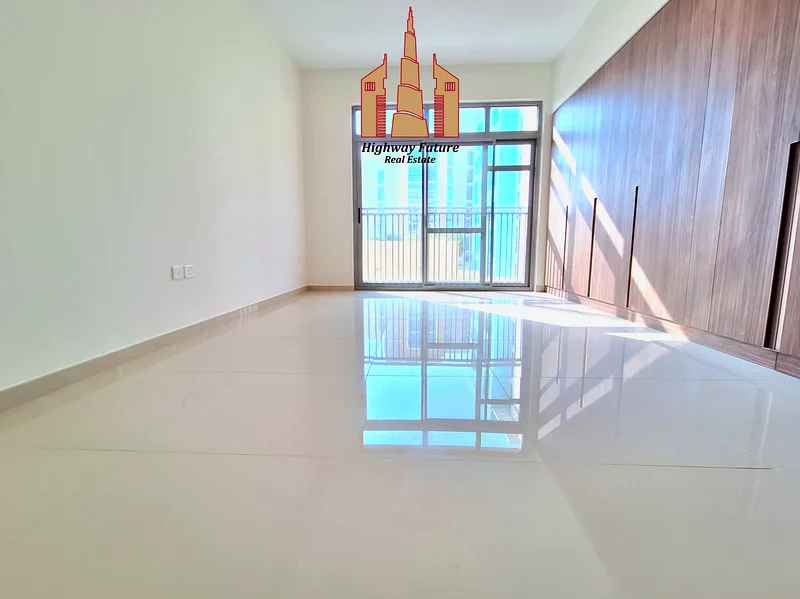 تصميم أكبر || شرفة واقفة || جميع وسائل الراحة63705460377985110