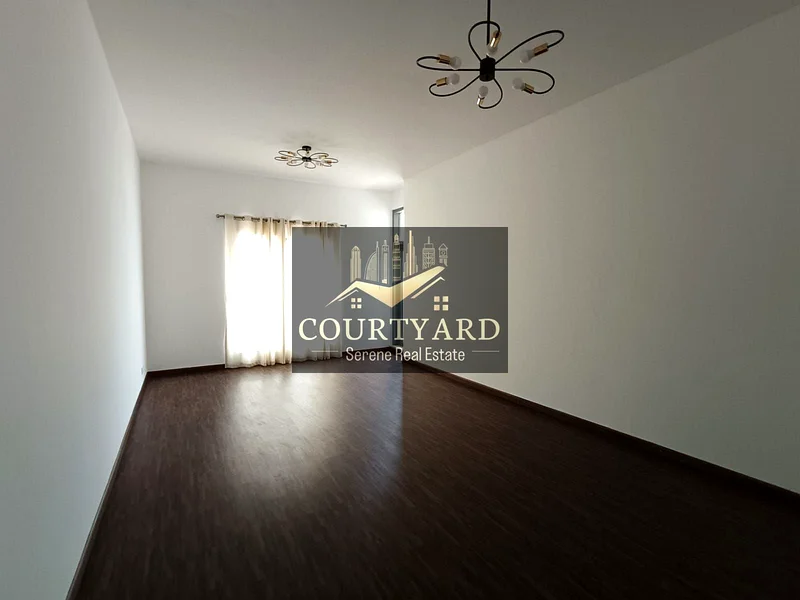 Unfurnished | vacant | On metro63749431263875113
