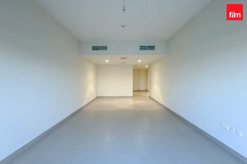 Well Maintained | Spacious Layout |4BR Plus Maids63750835264769111