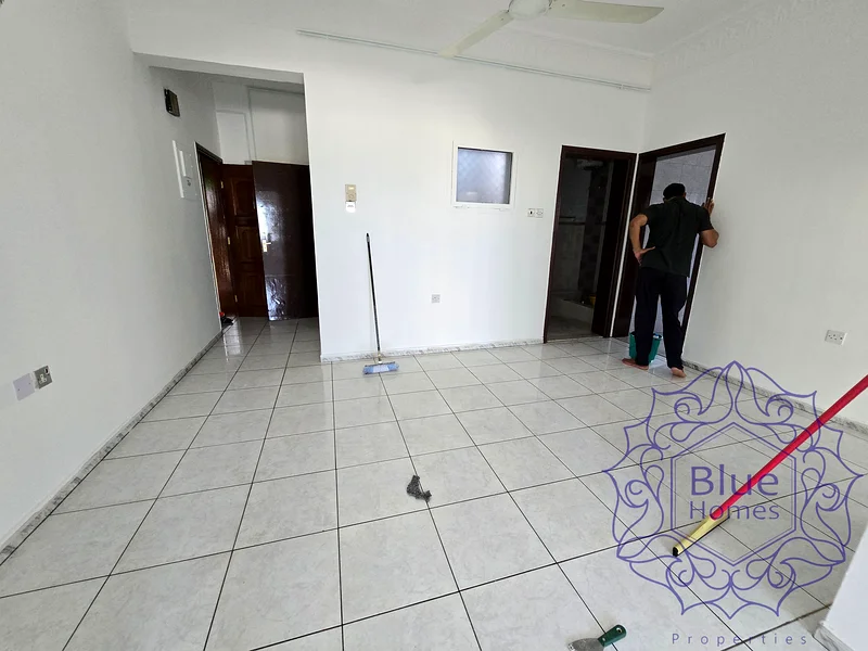 لاهووش شقتين نوم تجهيز فوري بالقرب من كورنيش 35 ألف63812617876610111
