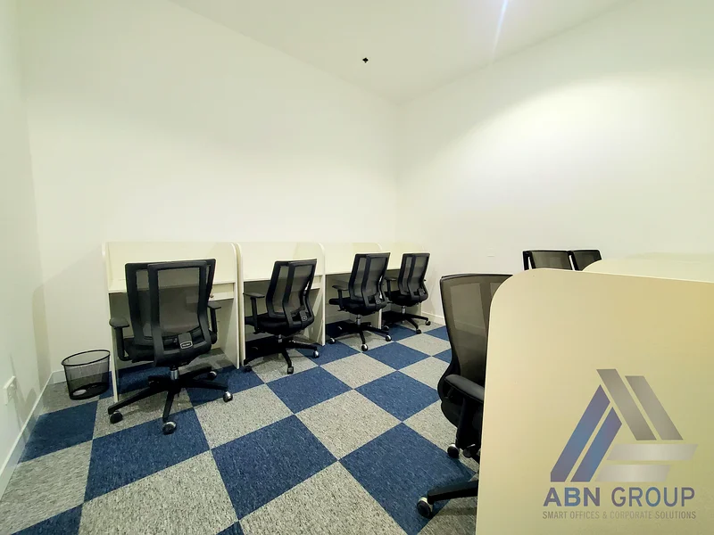 FLEXI DESK | SHARED OFFICES | AED 10,000/- Yearly | Linked with Mall and Metro64067903012865110