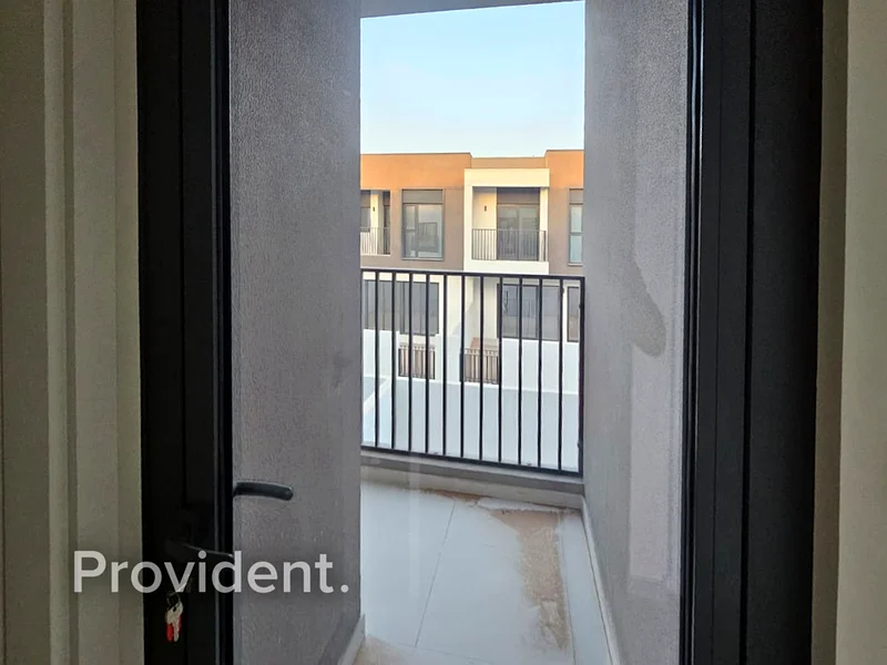 جديد بالكامل | 3 غرف نوم مع غرفة خادمة | شاغرة63805749164162114