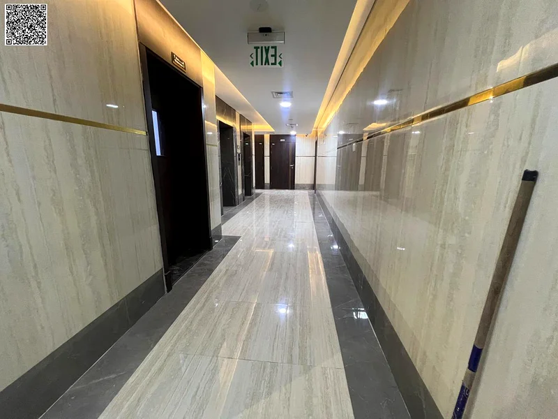 Brand new apt in Al Jurf – 2 master beds, 3 baths, balcony, central AC, closets, easy exit to Dubai63714266732546110