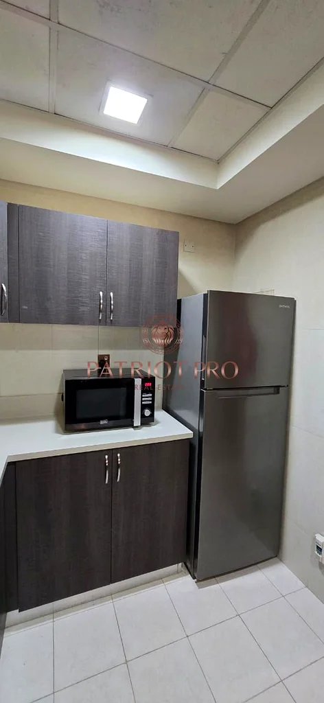 | Prime Location | Well Maintained | Huge Size63782418075906114