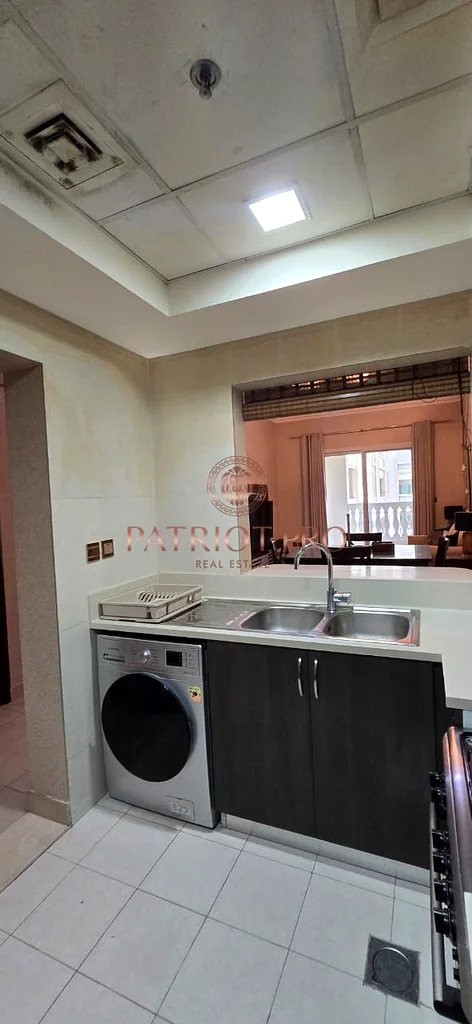 | Prime Location | Well Maintained | Huge Size63782418075906113