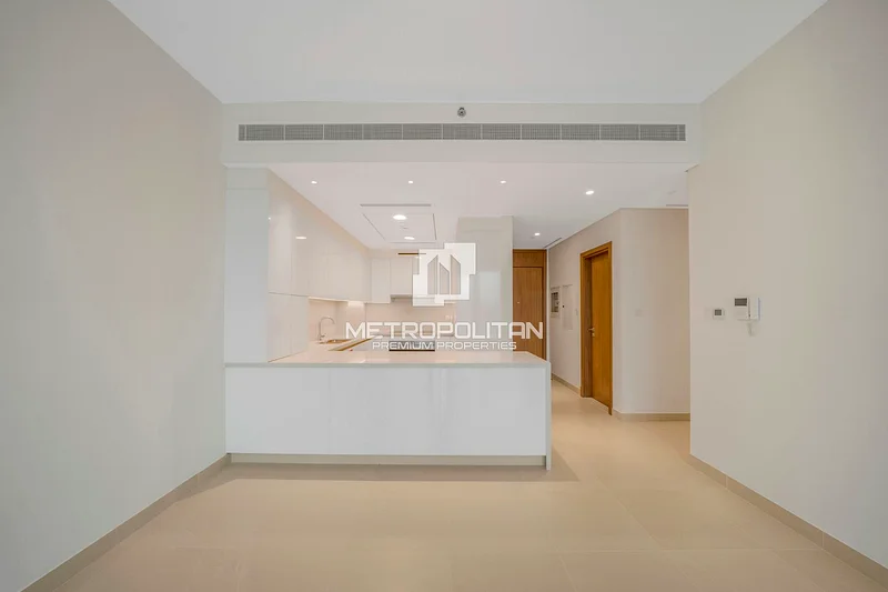 High Floor | Canal View | More Options Available63949782810883111