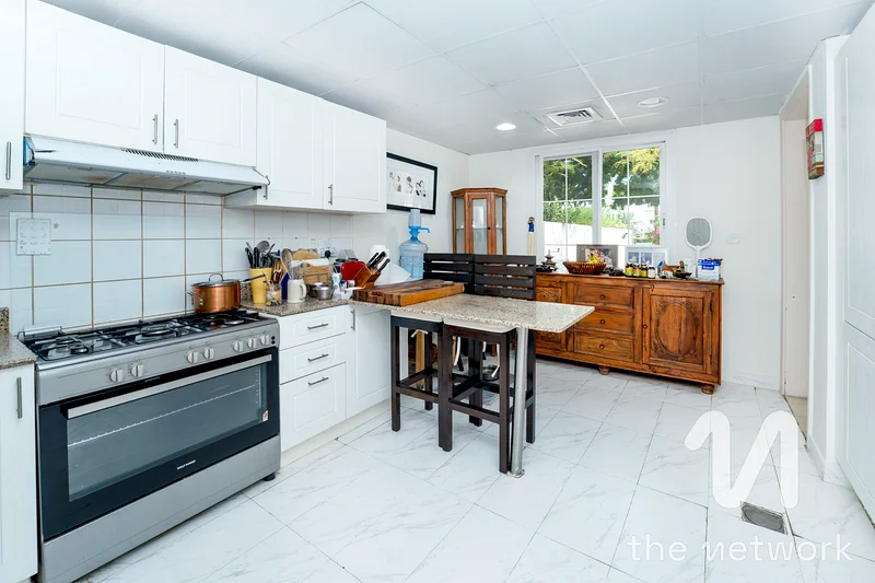 Vacant October | Lake View | Excellent Condition63729026112641114