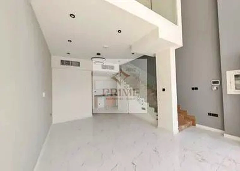 Luxury 1BR Villa | Serene Gated Community | Vacant & Available63736055100034112