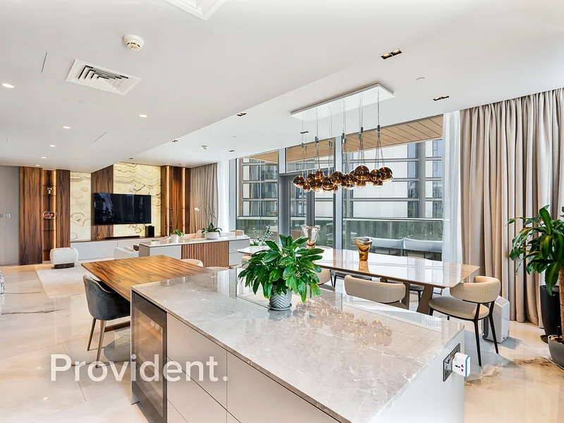 Sea View | Fully Upgraded | Vacant63923770909186113