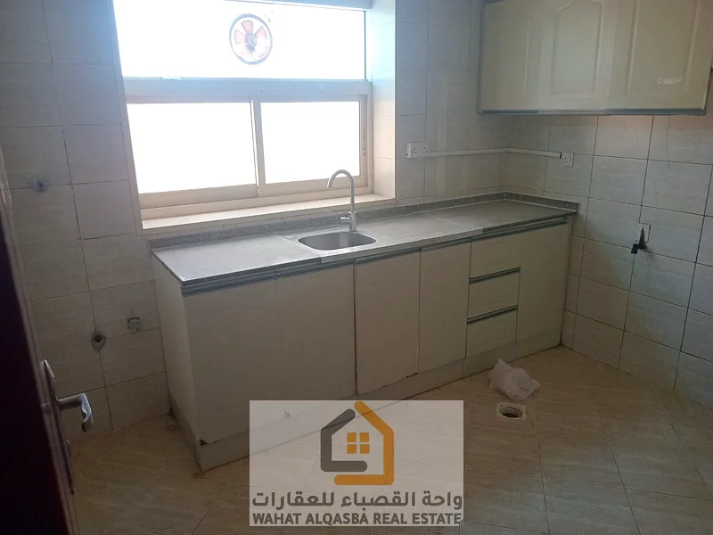 شقة للإيجار السنوي في النبّاهة – الشارقة63812523574145114