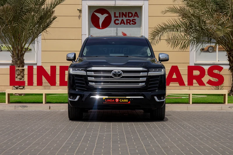 Toyota Land Cruiser VXR 2022 GCC under Warranty | Flexible D.P.63700380074242111