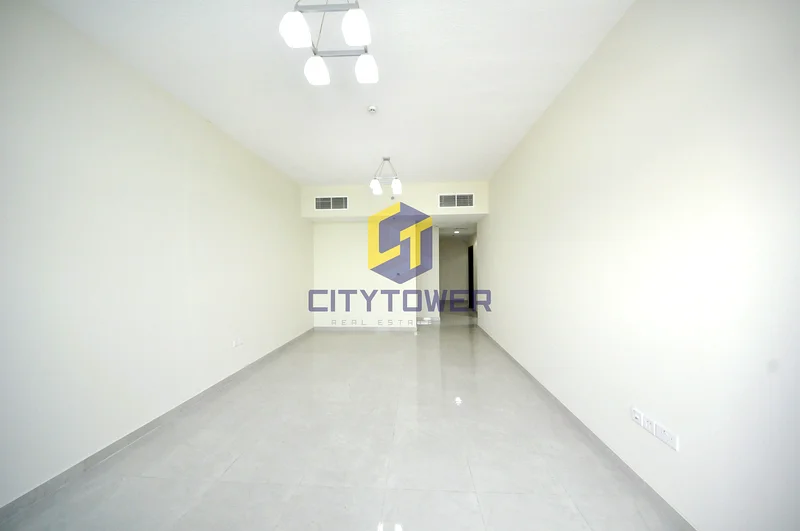 Brand New Large and Bright 2 BHK Flat Available for Rent Next to Al Mulla Plaza63755799837186113