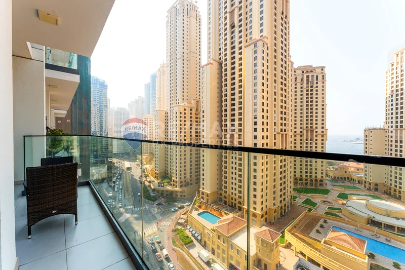 تصميم حديث مفروش حديثًا | إطلالات على المارينا وجيه بي آر63774226411905112