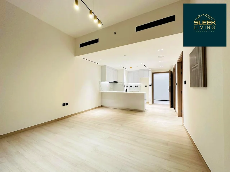 مؤثثة | 12 شيكًا | إطلالة على فندق Five63779712428418110