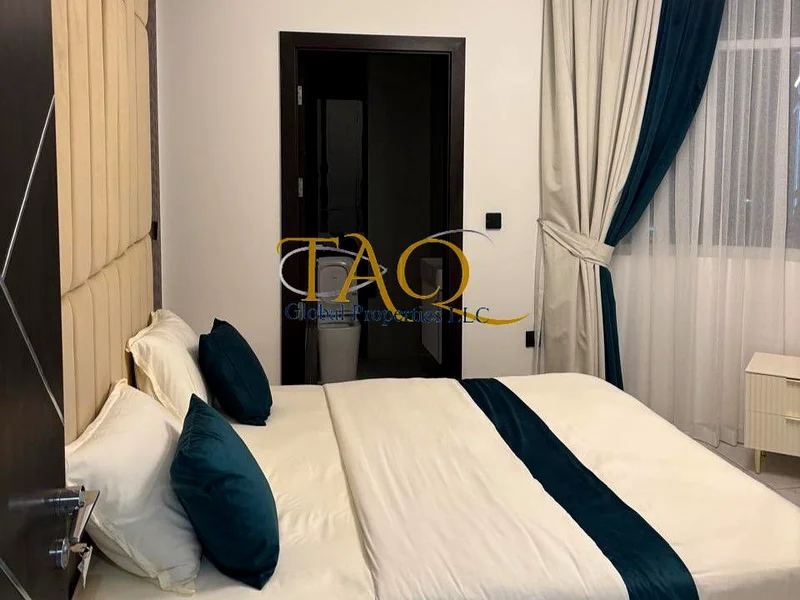 شقة جديدة بالكامل مكونة من غرفتي نوم | مفروشة بالكامل | إطلالة على الطريق |63732572130946114