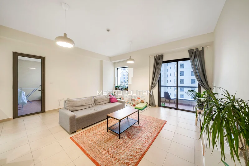 Prime Location | Premium Layout | Partial Sea View63936814431489110