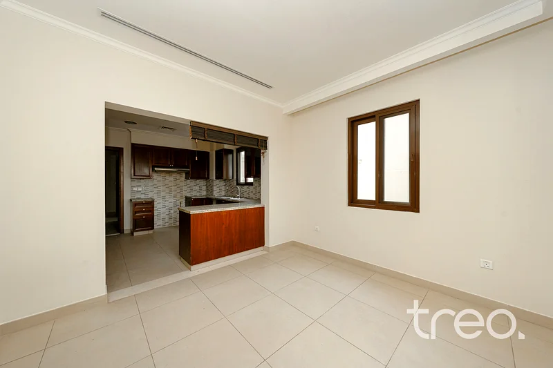 Available now | Single Row | Type 163727208339969113