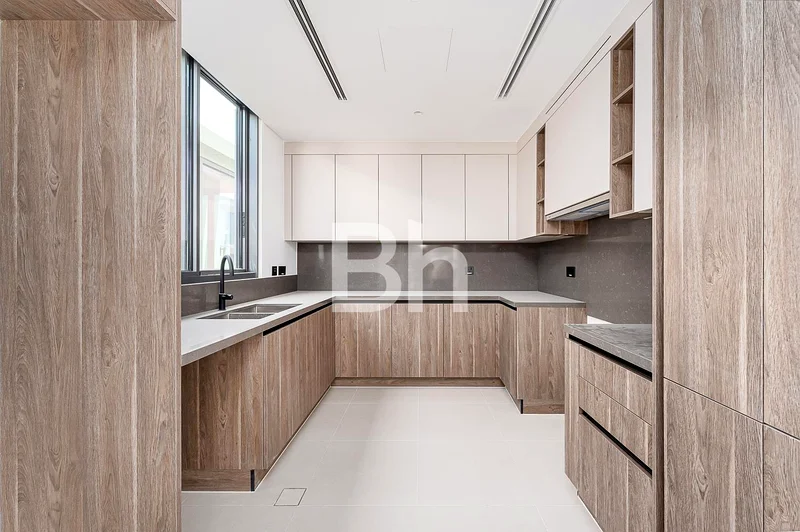 Single Row | Closed Kitchen | View today63930886502531113