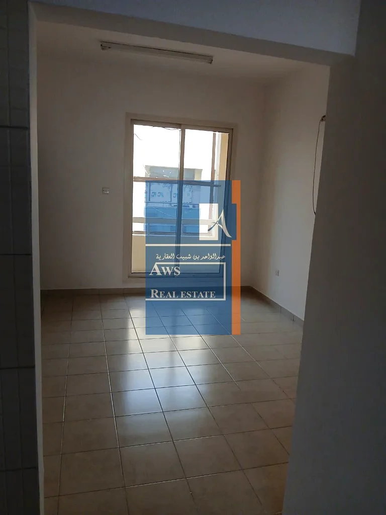 Affordable Office Studio, Prime Location in Deira, Pay in Multiple Payments64065806680961111