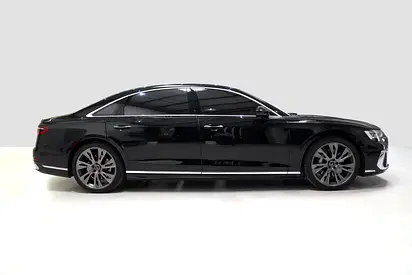 2022 AUDI A8 缩略图 12