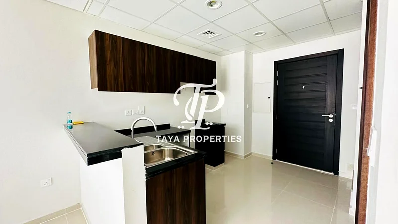 4 BHK  | Brand New Condition | High ROI64003948361986112