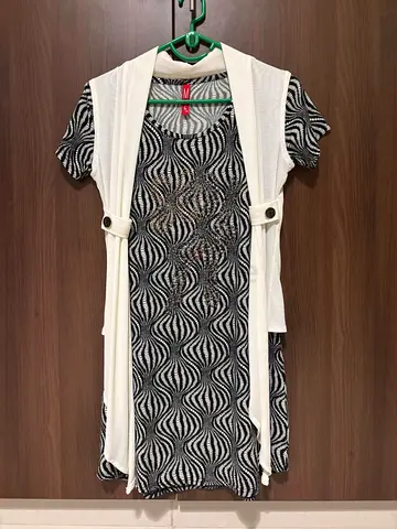 Black and White Half Sleeve Short Dress