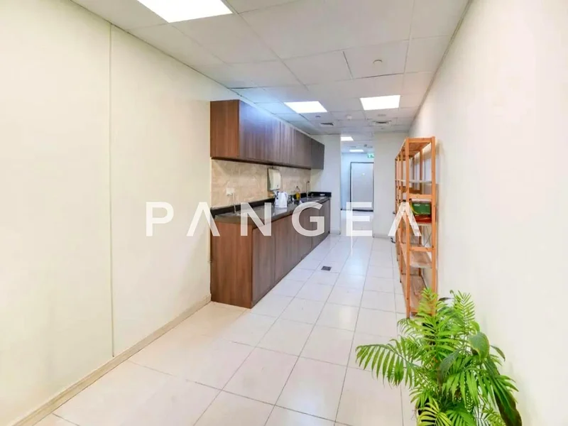 Fitted | Prime Location | Open Layout64063143989122113