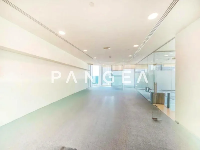 Fitted | Prime Location | Open Layout64063143989122112