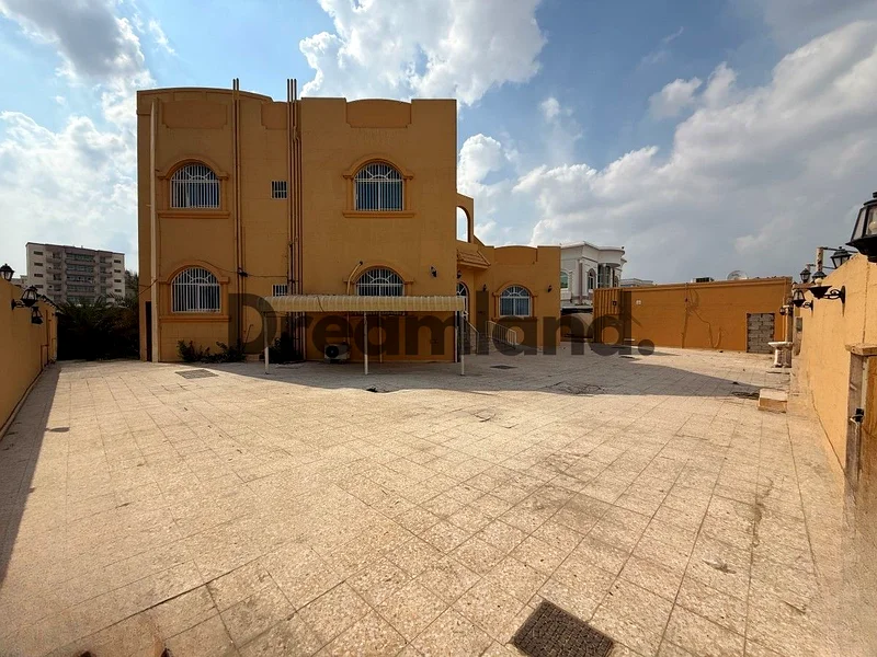 Only GCC | Great Location | Easy Access | Rented63915040161793110