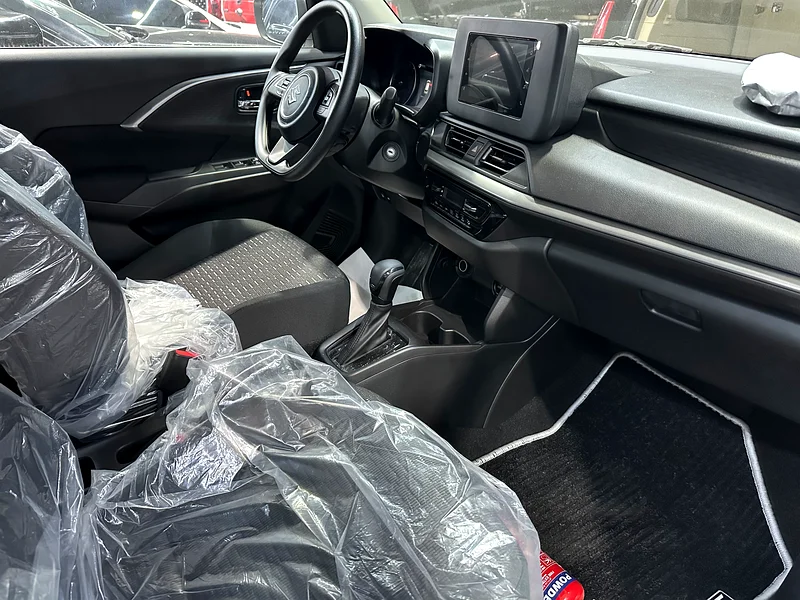 Suzuki Swift GL 2025, GCC63891447808003113