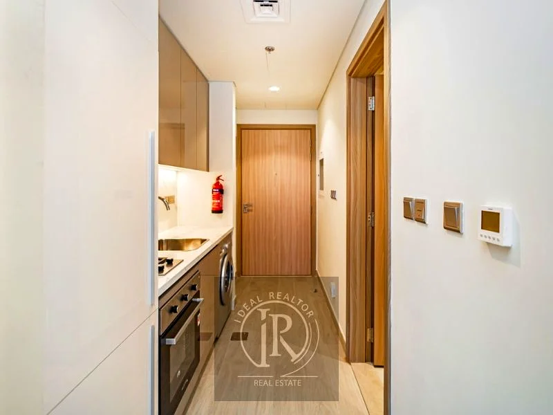 Partial Lagoon View |Pool View| Tenanted | Largest Layout63976595543169114