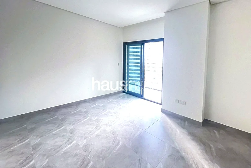 High Floor | Stunning Canal View | Brand New64208104333313110