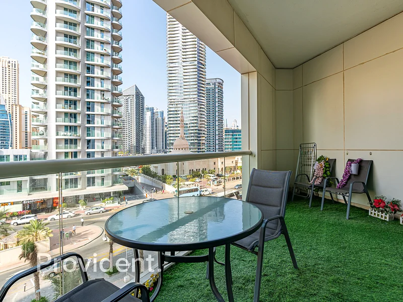 Large Type | Notice Served | Marina View64036626344577112