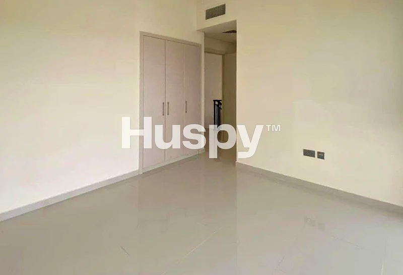Corner | Next to Pool and Park  | Golf Course63997300440321113