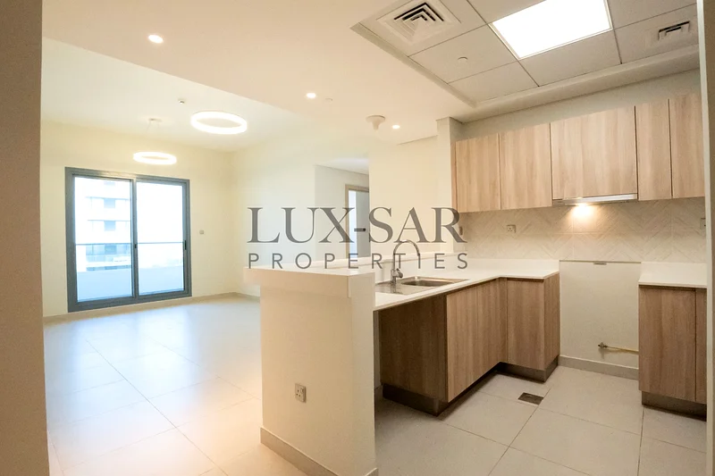 Spacious | Premium Location | Modern64043126209795111