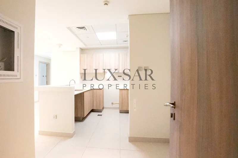 Spacious | Premium Location | Modern64043126209795112